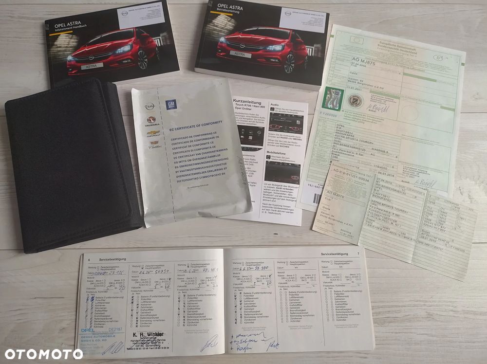 Opel Astra 1.6 CDTI Dynamic S&S - 40