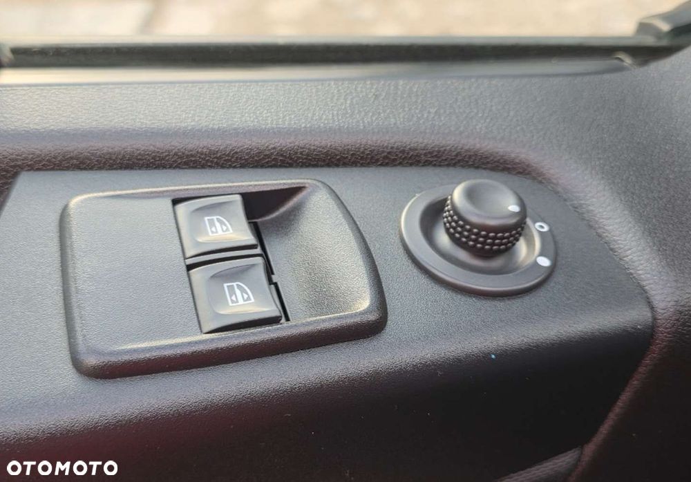 Renault Trafic - 14