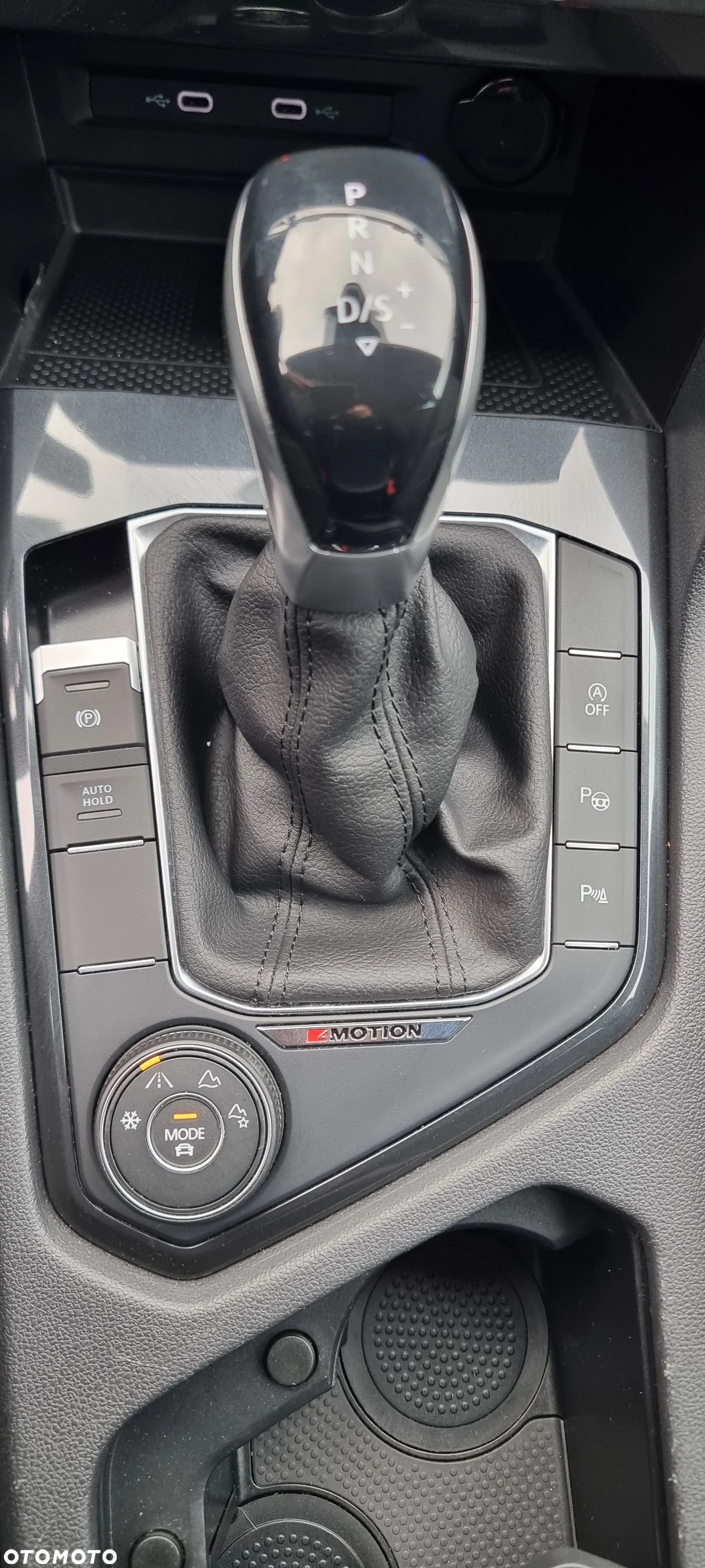 Volkswagen Tiguan 2.0 TDI SCR 4MOTION DSG Elegance - 19