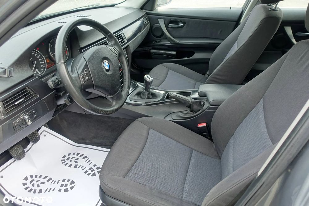 BMW Seria 3 316d Touring - 9