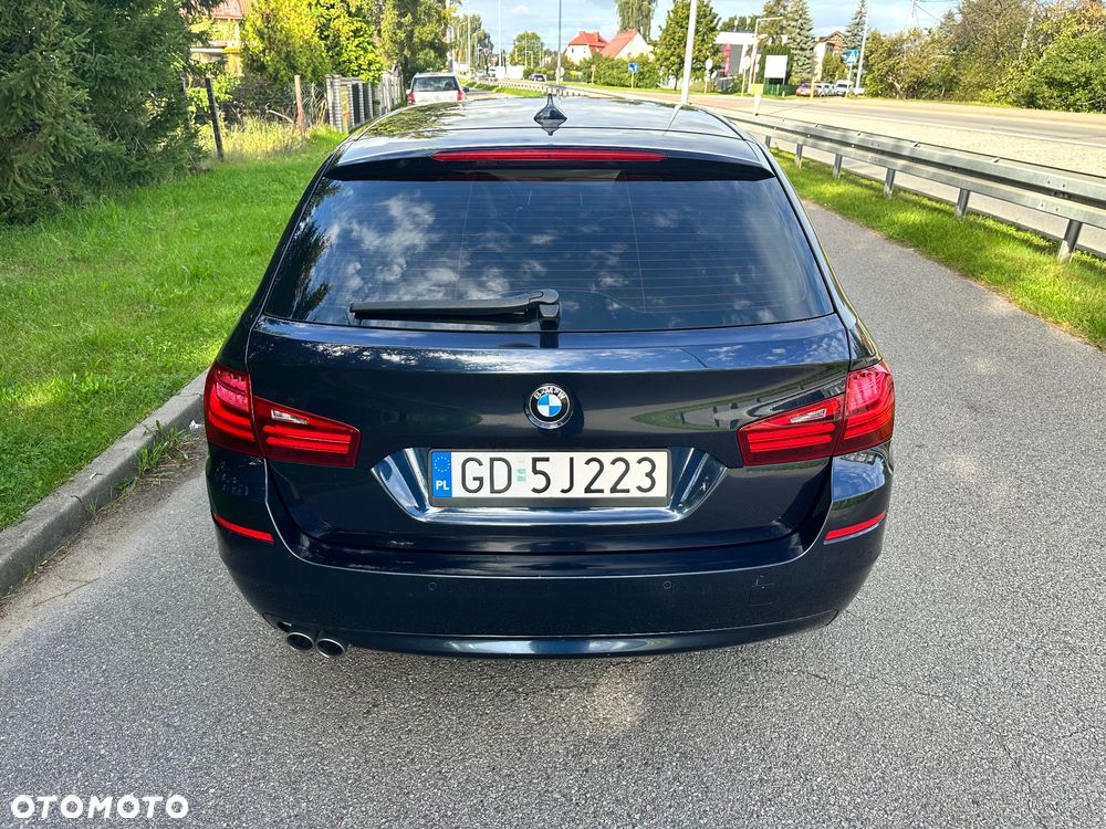 BMW Seria 5 520d xDrive - 4