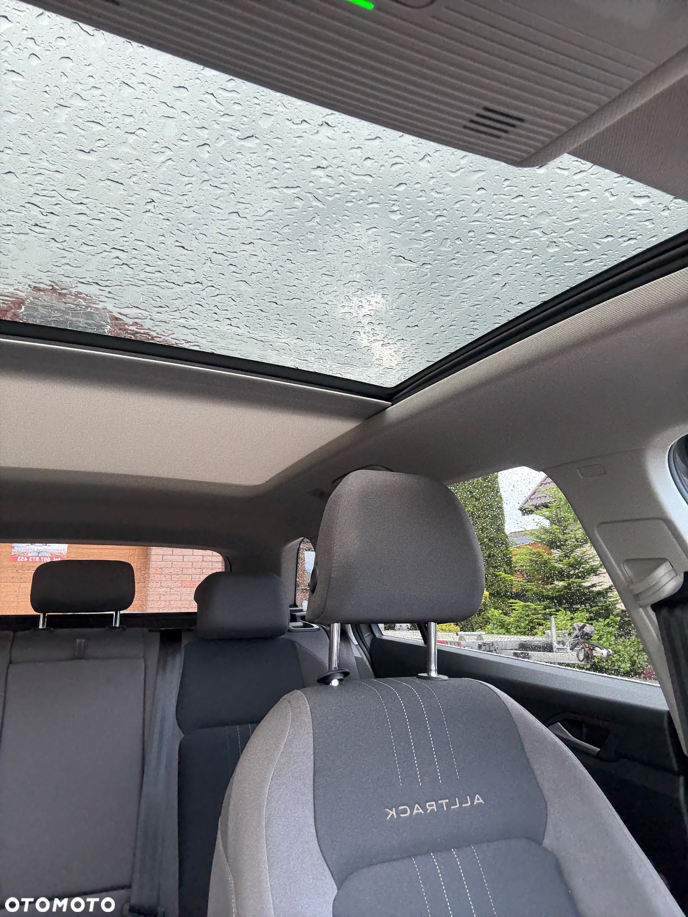 Volkswagen Golf Variant 2.0 TDI 4Motion SCR DSG Alltrack - 24