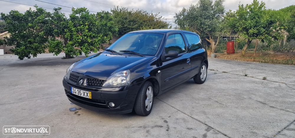 Renault Clio 1.5 dCi Confort - 1