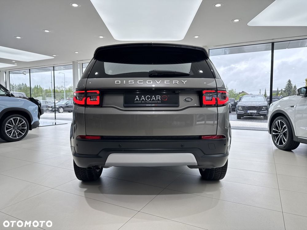 Land Rover Discovery - 4