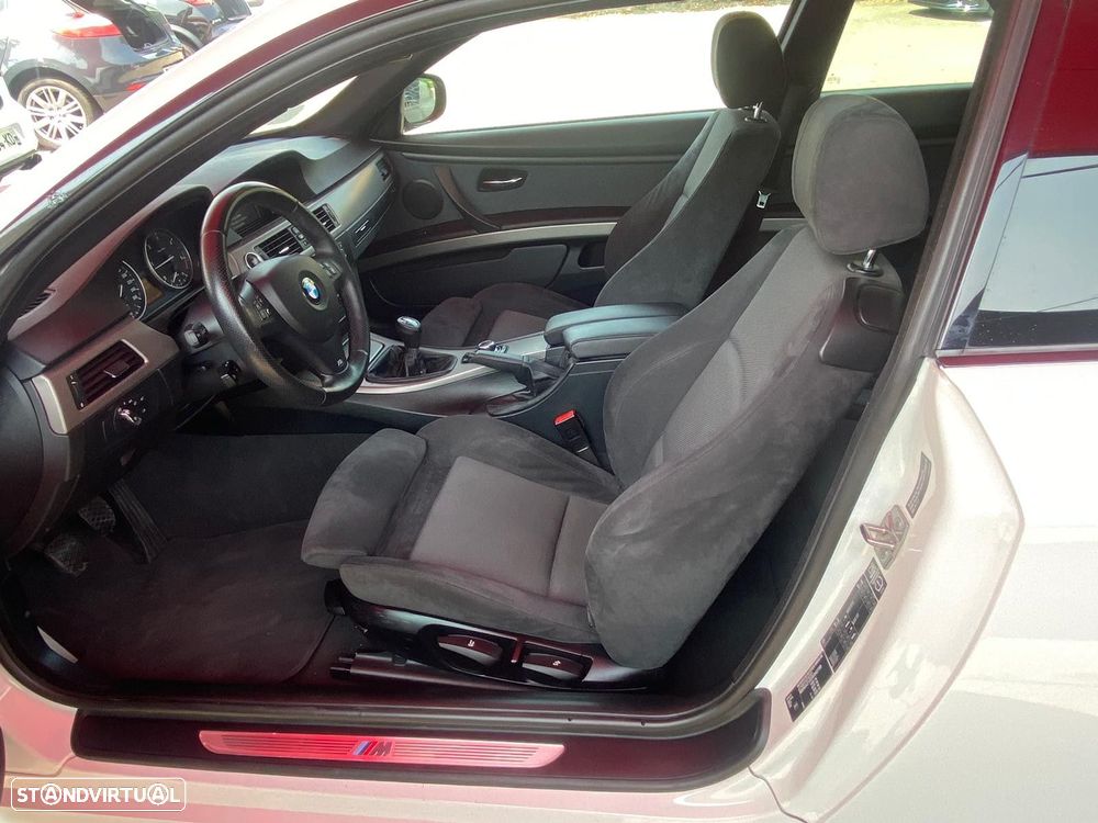 BMW 320 d Pack M - 7