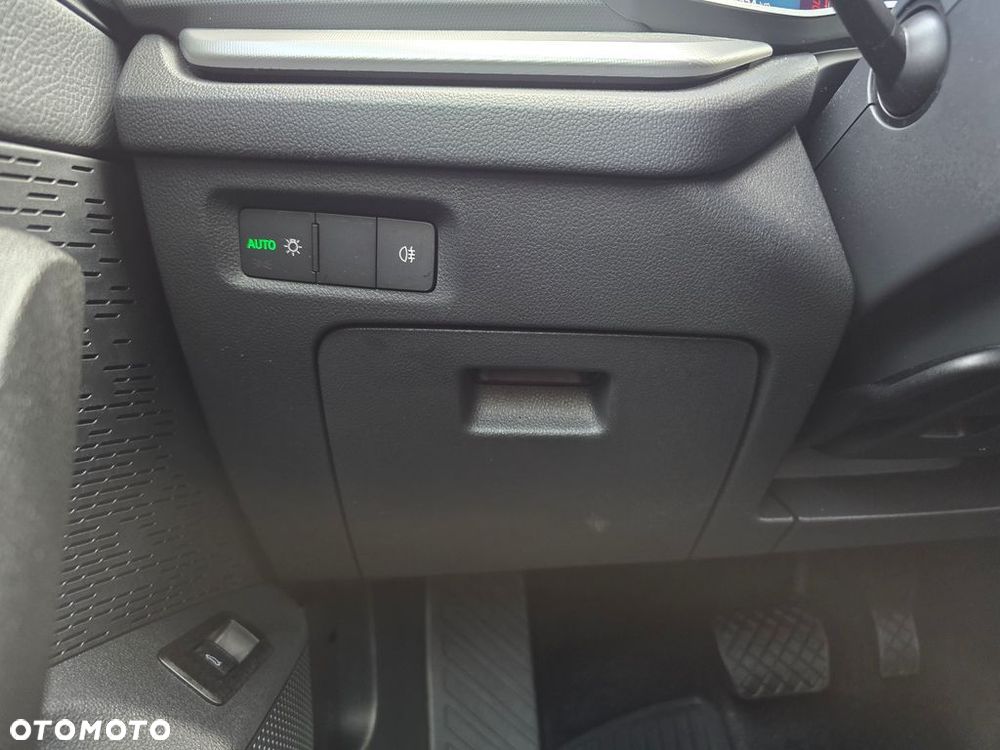 Skoda Octavia 1.5 TSI mHEV Selection DSG - 21