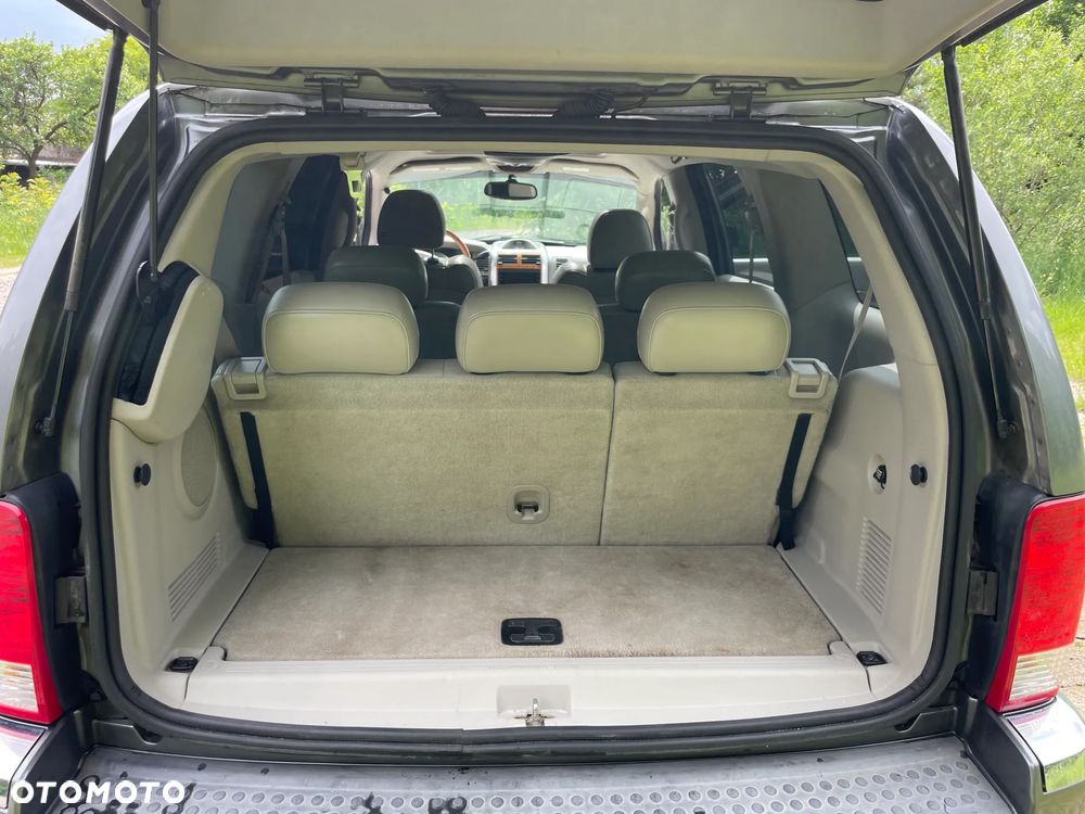 Chrysler Aspen - 20