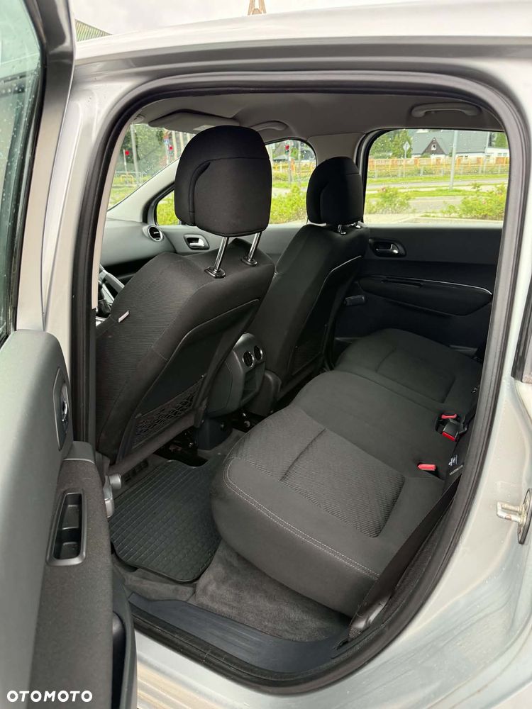 Peugeot 3008 1.6 Active - 7