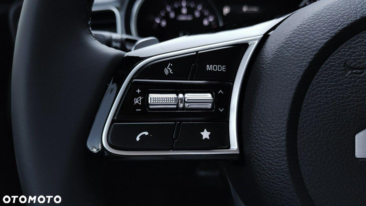 Kia XCeed - 12