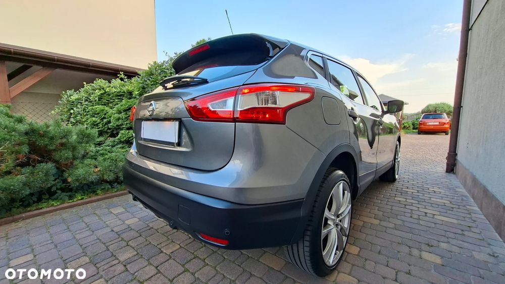 Nissan Qashqai 1.6 DCi ALL-MODE 4x4i ACENTA - 6