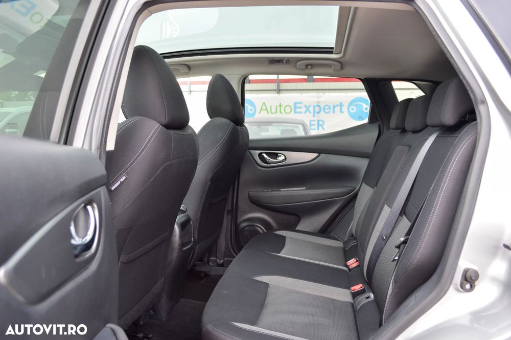 Nissan Qashqai 1.3 157CP 2WD DCT N-Connecta - 28