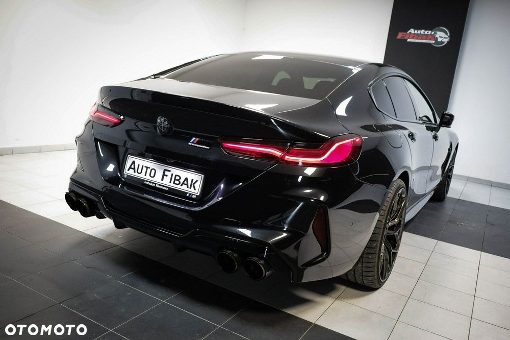 BMW Seria 8 - 16