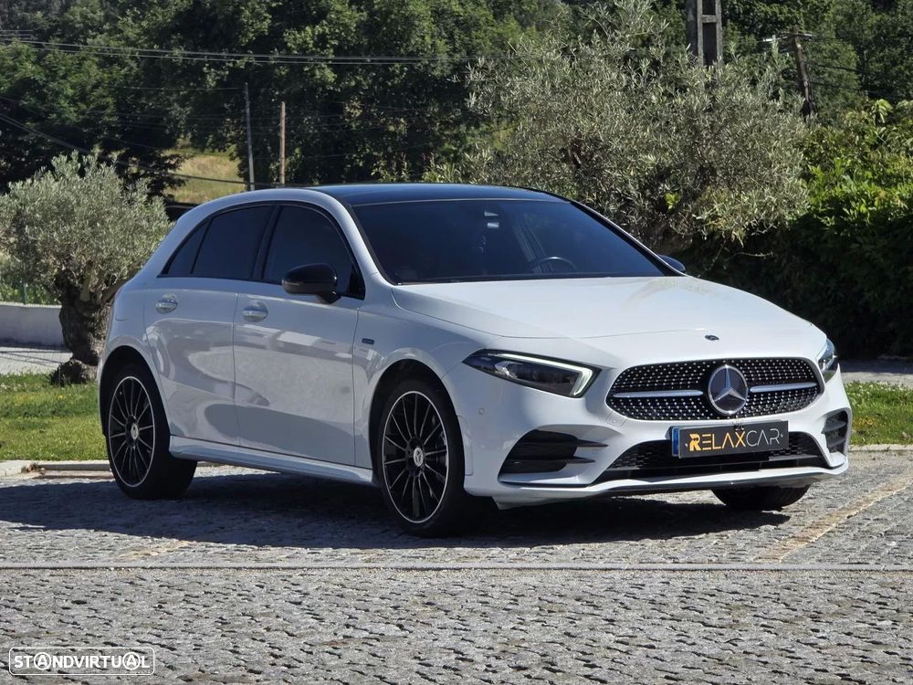 Mercedes-Benz A 250 e 8G-DCT AMG Line - 2