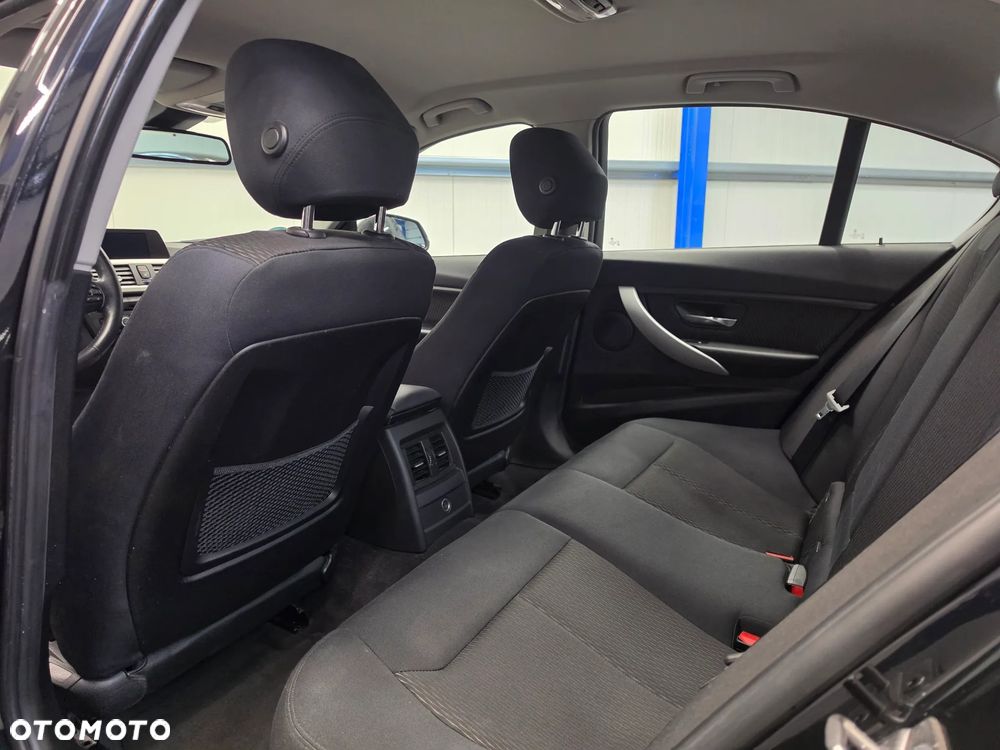 BMW Seria 3 316d Advantage - 22