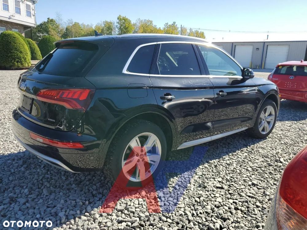 Audi Q5 2.0 TFSI Quattro Design S tronic - 4