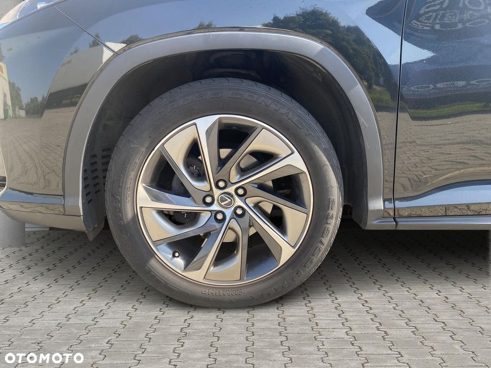 Lexus RX - 15