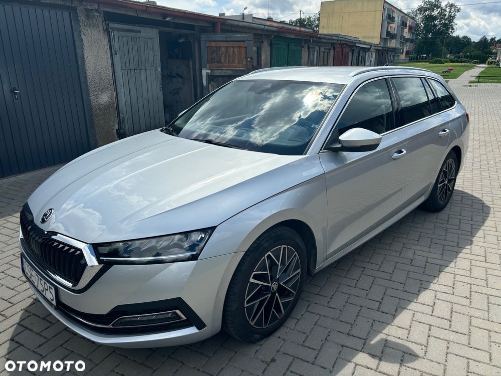 Skoda Octavia 2.0 TDI SCR Style DSG - 1