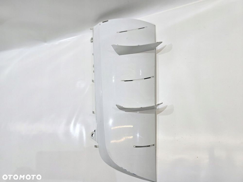 narożnik owiewka polik kabiny prawy mercedes actros mp4 a9607510730 - 3