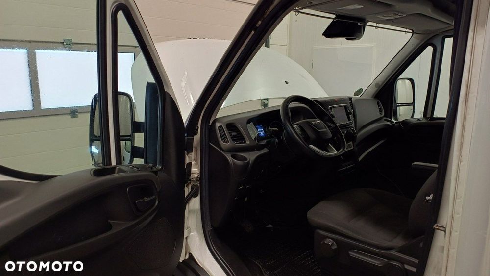 Iveco Daily 35S18 H - 8