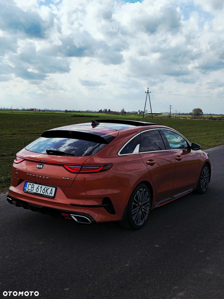 Kia ProCeed 1.6 T-GDI GT DCT - 4