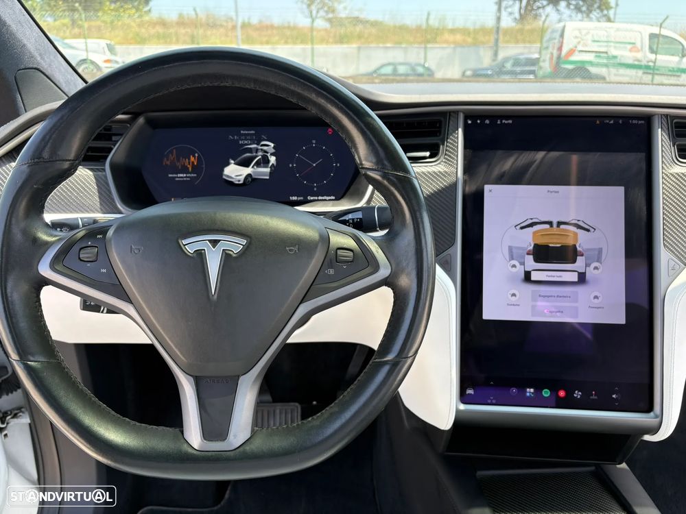Tesla Model X 100D - 10
