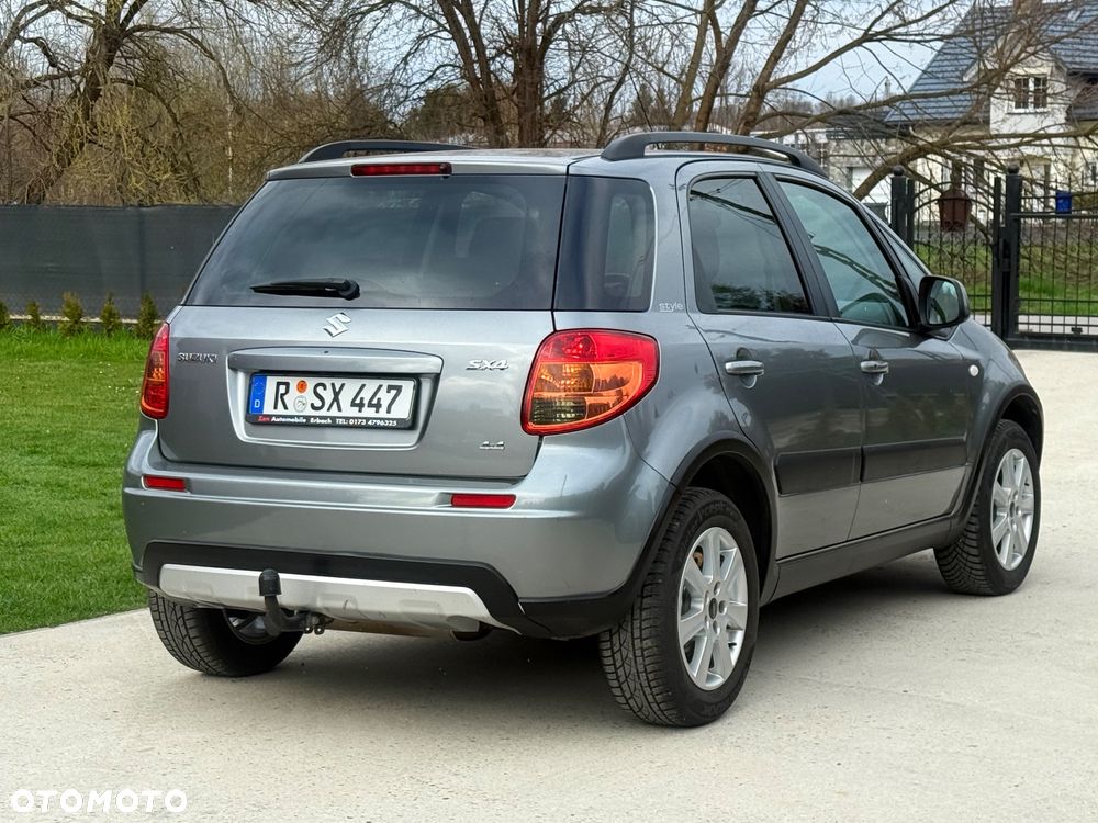Suzuki SX4 1.6 VVT 4x4 Style - 10