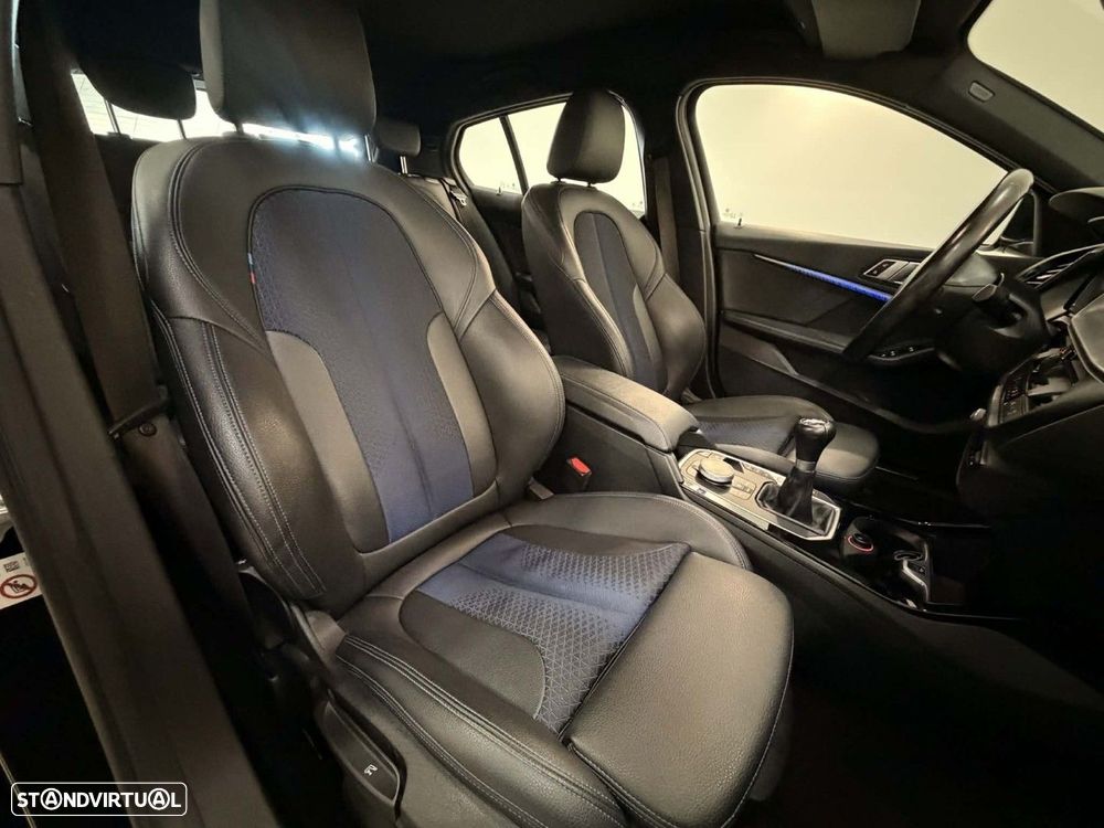 BMW 116 d Pack Desportivo M - 10
