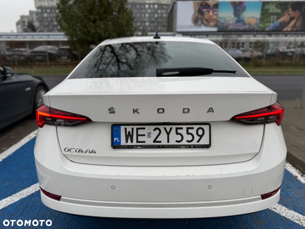 Skoda Octavia 1.5 TSI ACT Ambition - 6