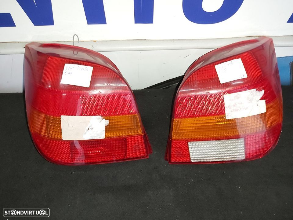 Farolins Ford Fiesta esquerdo - direito - 2