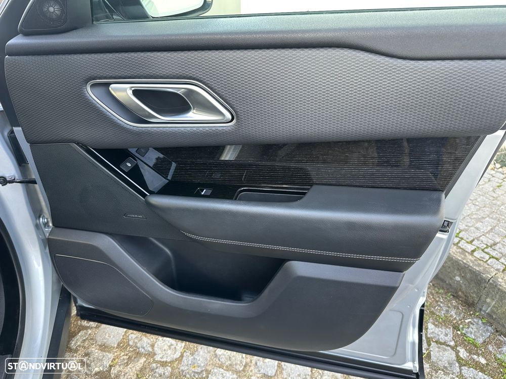 Land Rover Range Rover Velar 2.0 D R-Dynamic S - 47