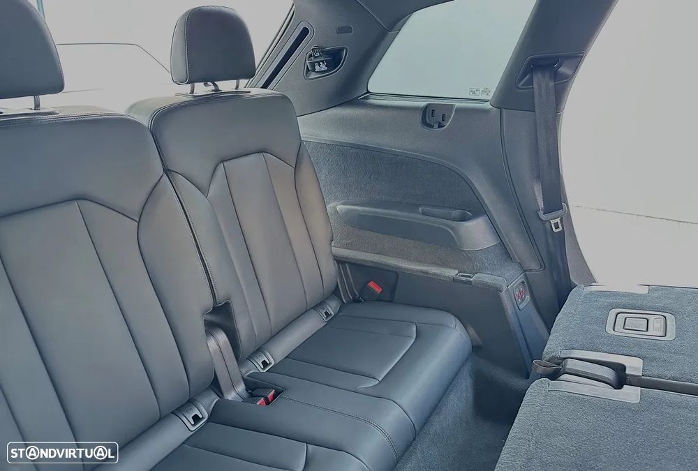 Audi SQ7 TFSI quattro Tiptronic - 11