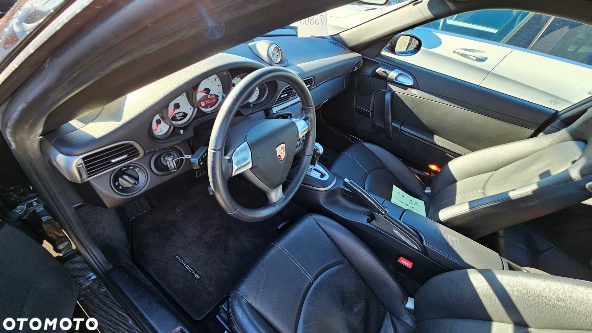 Porsche 911 Carrera Tiptronic S - 29