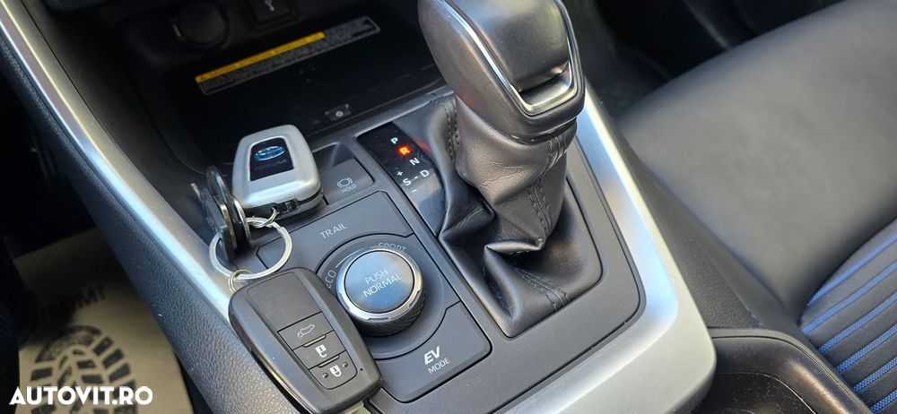 Toyota RAV4 2.5 Hybrid VVT-iE 4x4 Luxury - 12