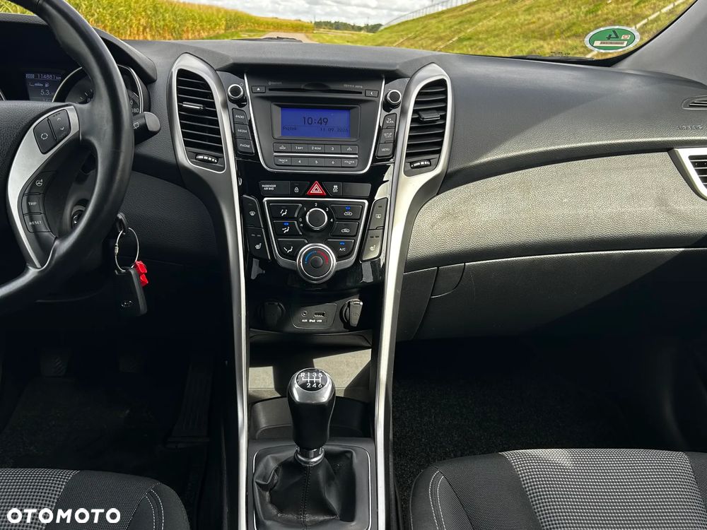 Hyundai i30 i30cw 1.4 Trend - 11