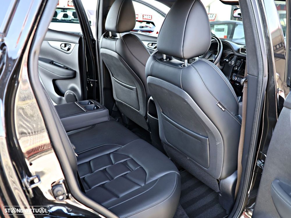 Nissan Qashqai 1.7 dCi Tekna+ 4x4-i - 38