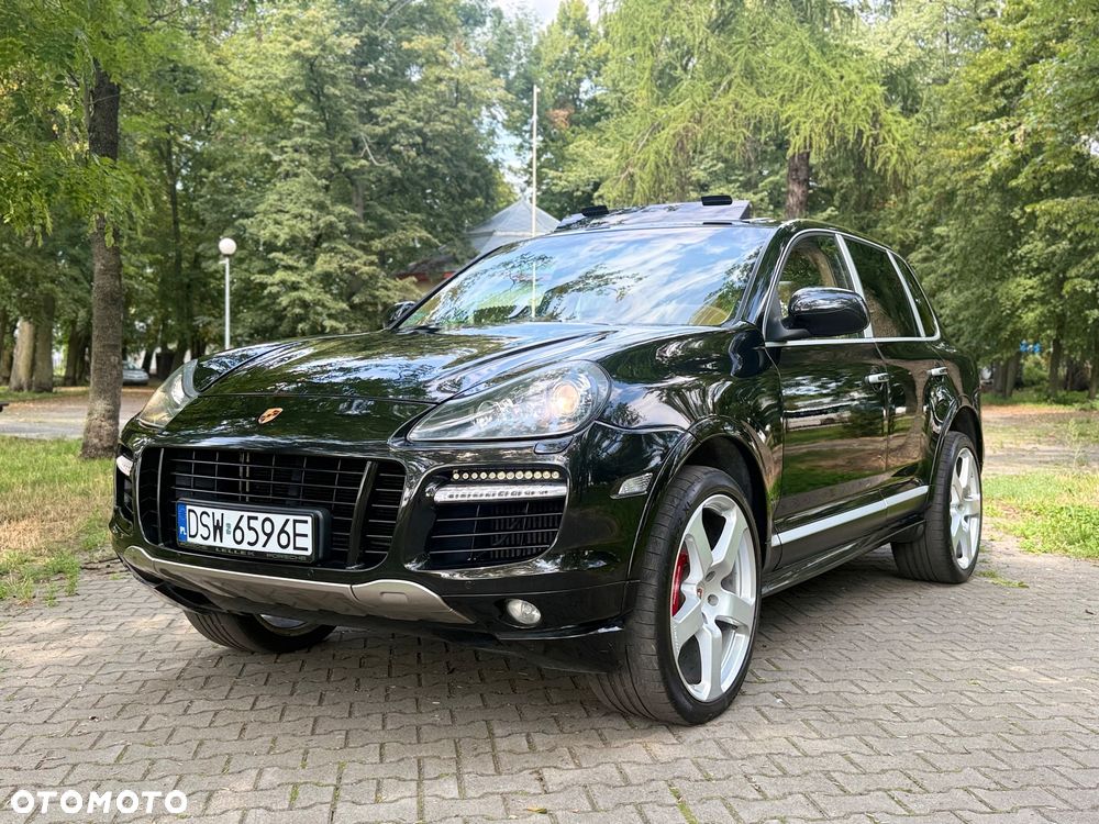 Porsche Cayenne Turbo S - 3