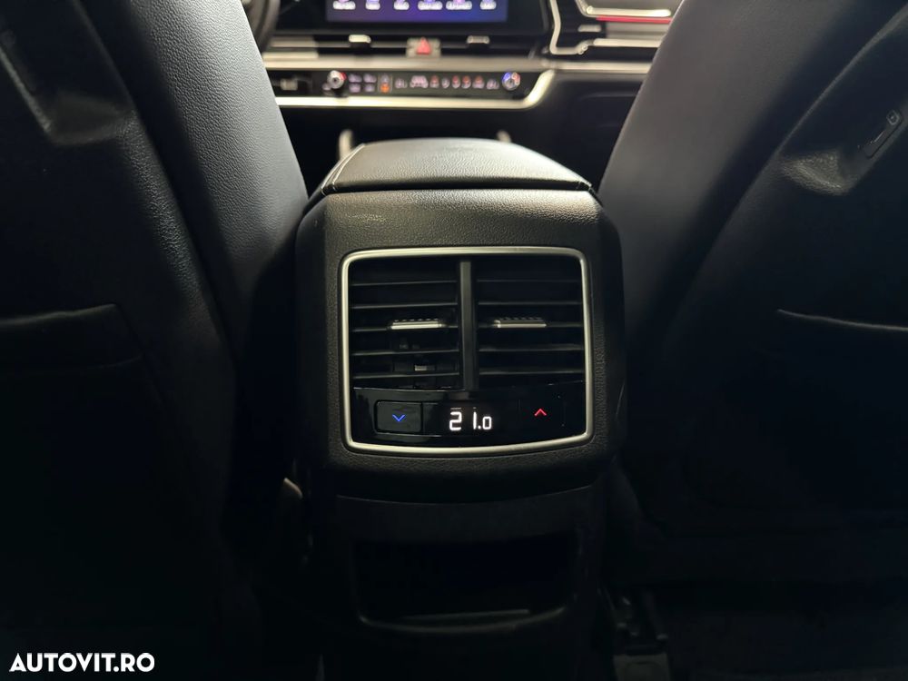 Kia Sportage 1.6 T-GDI MHEV 7DCT HP 4x4 GT Line - 10