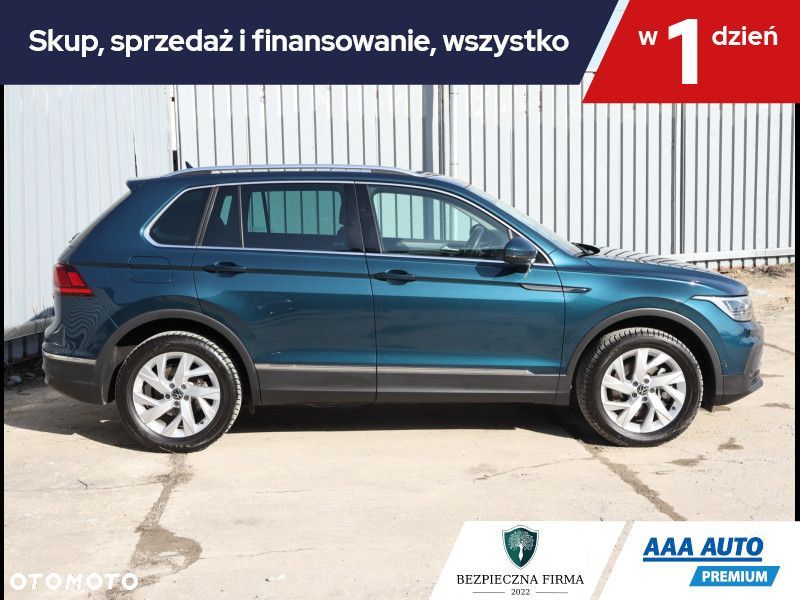 Volkswagen Tiguan - 8
