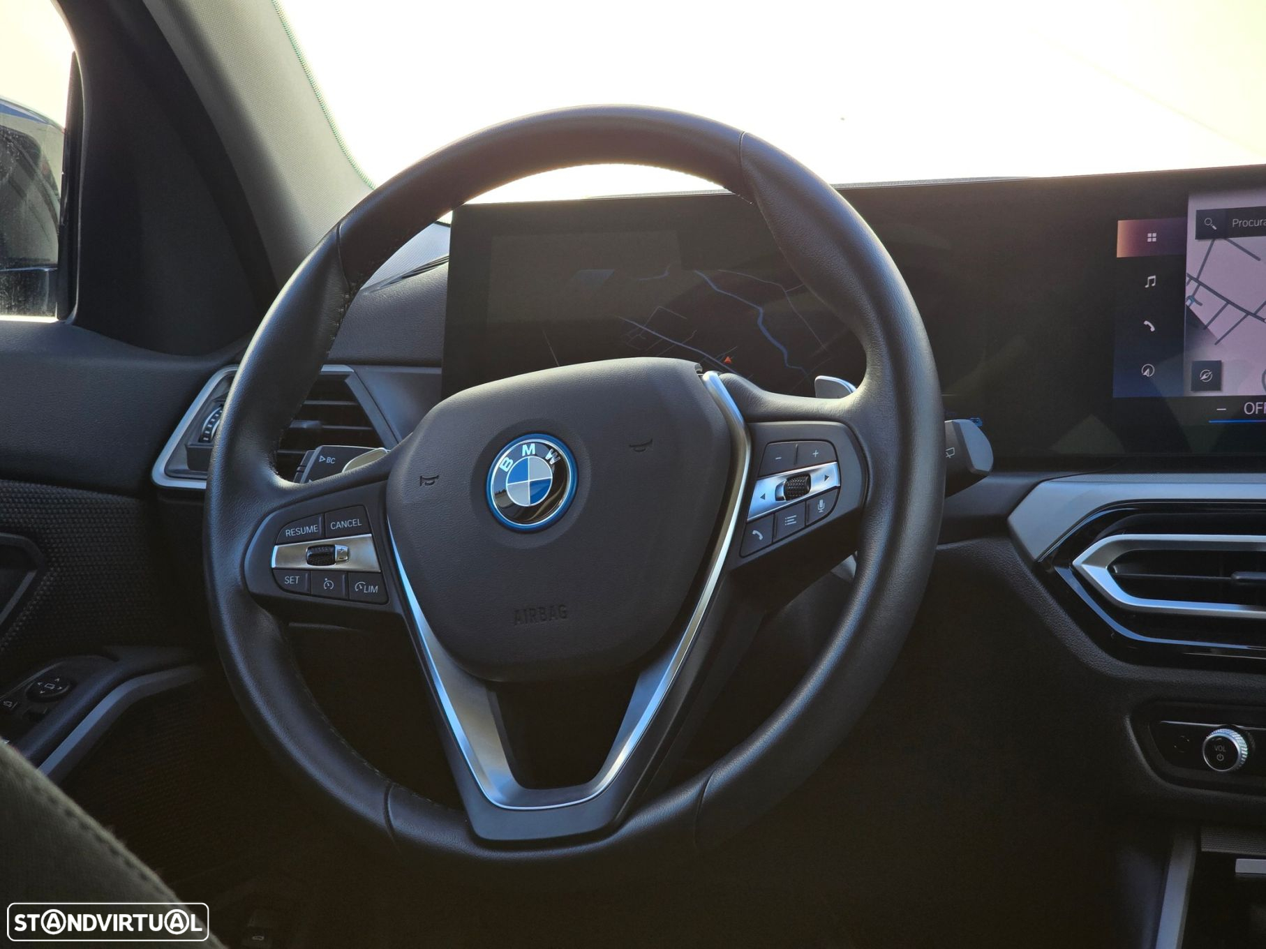 BMW 320 e Touring Corporate Edition Auto - 43