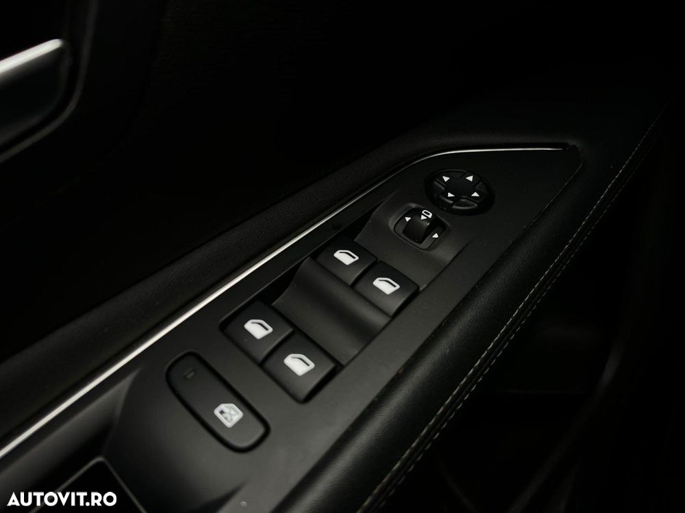 Peugeot 3008 - 28