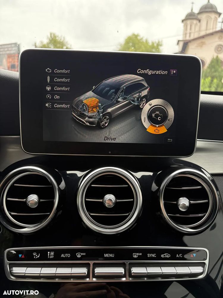 Mercedes-Benz GLC 250 d 4Matic 9G-TRONIC AMG Line - 21