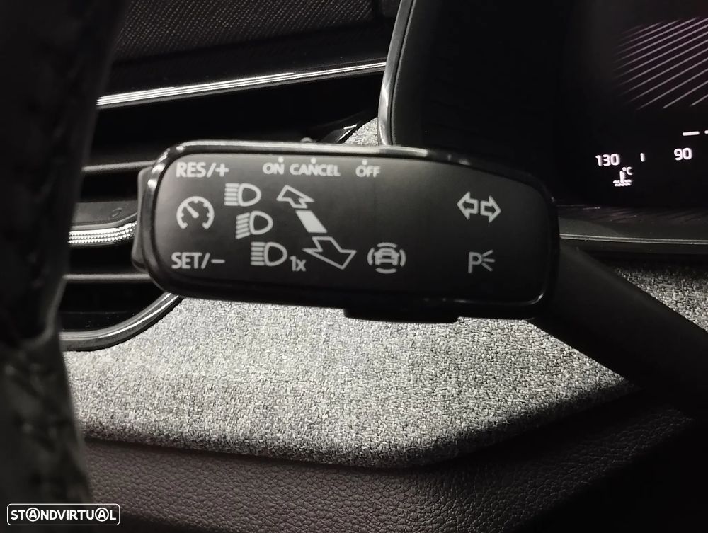 Skoda Kamiq 1.0 TSI Selection DSG - 24