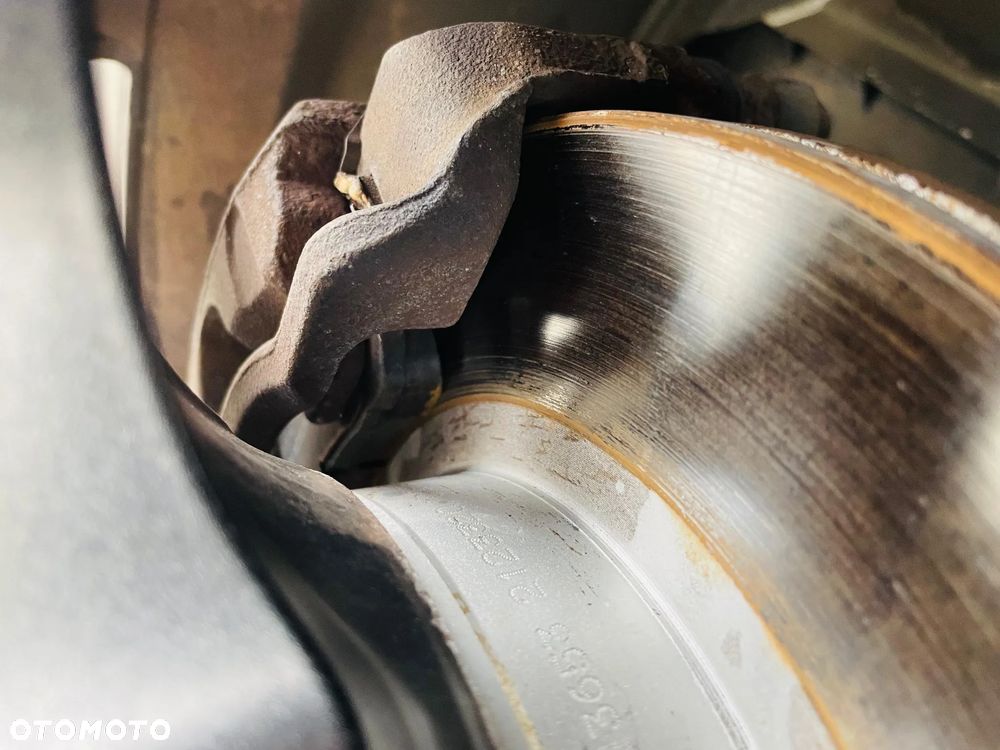 Hyundai i10 1.2 Fifa World Cup Edition - 28