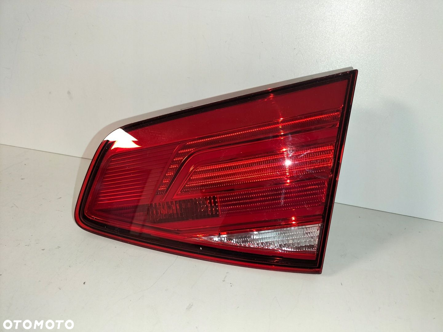 Lampa tylna tył prawa VW PASSAT B8 14- SEDAN LED - 3