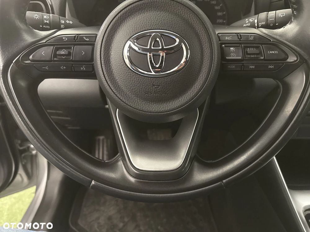 Toyota Yaris - 13
