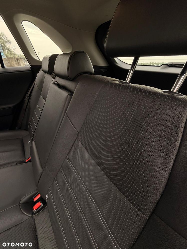 Toyota RAV4 2.5 Hybrid Executive 4x4 - 9