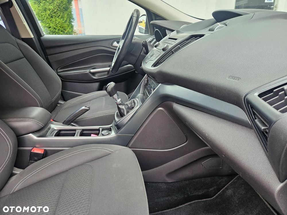 Ford Kuga 2.0 TDCi AWD ST-Line - 17