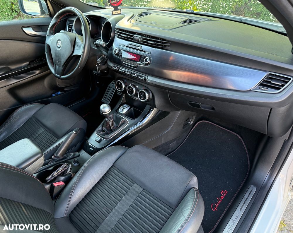 Alfa Romeo Giulietta 1.4 M-Air Distinctive - 7