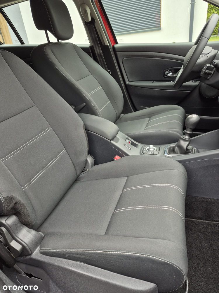 Renault Megane 1.6 16V 110 Paris - 19