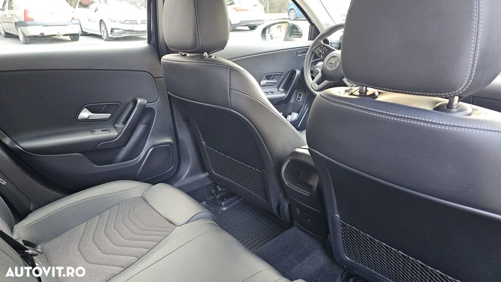 Mercedes-Benz A 250 - 16